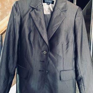 Women’s Suit